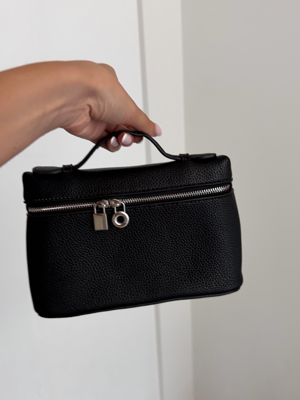 Black Structured Top-Handle Cosmetic Case
